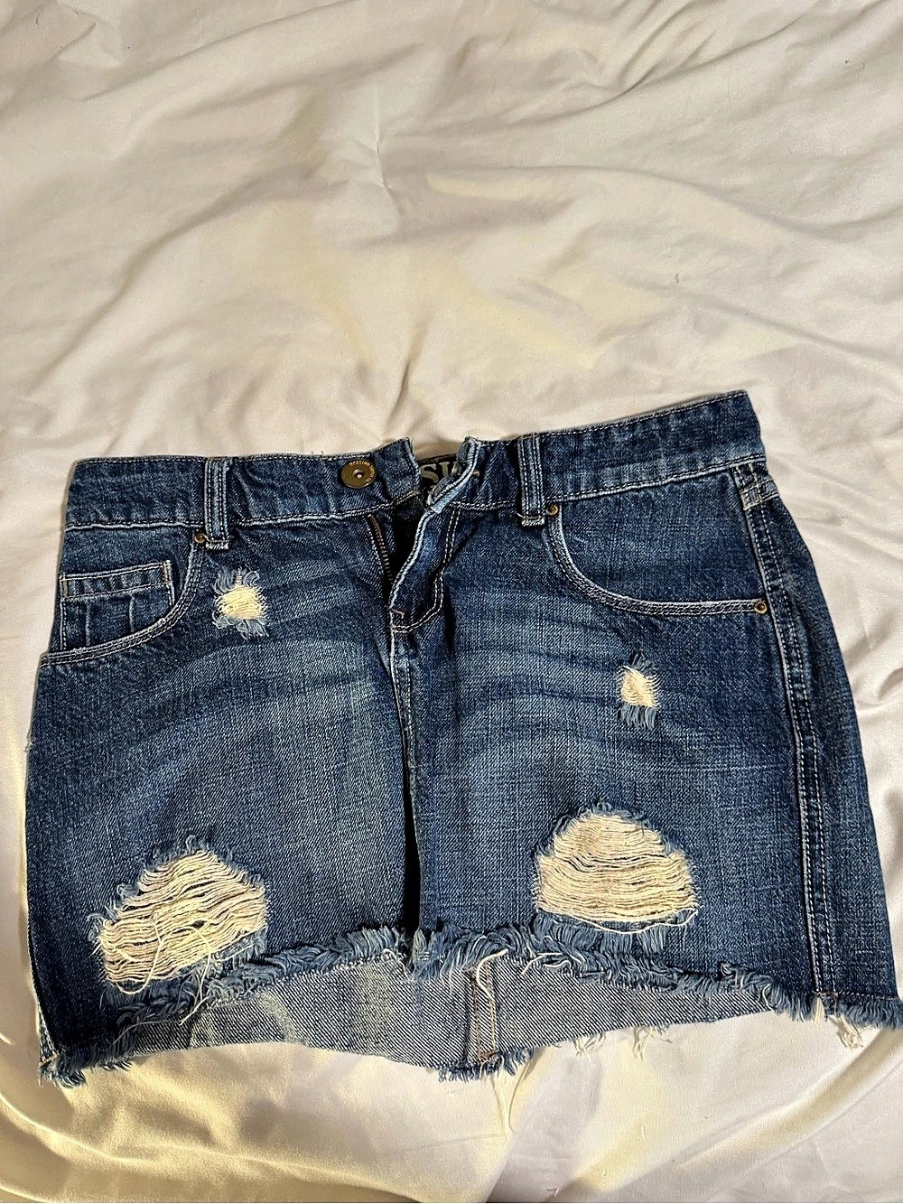 Mossimo Supply Co. Women's Distressed Denim Jean Shorts Size 3 Blue